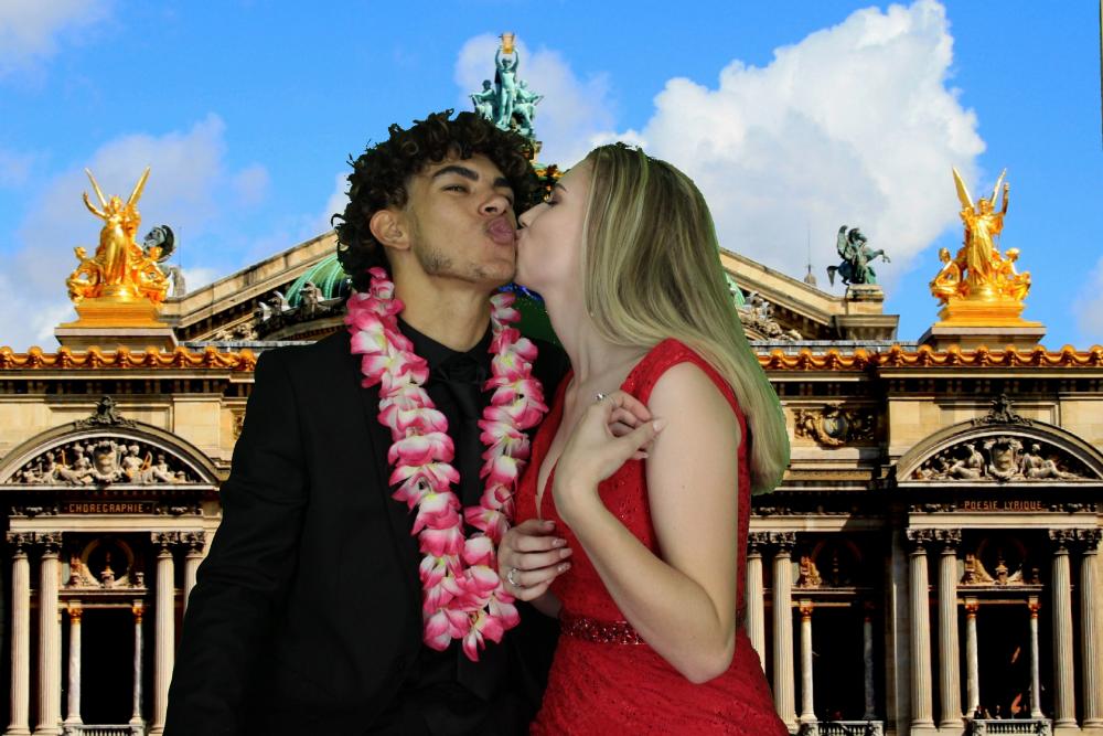 Christ School Prom | View more photos from the event at gallery.myphotoboothexperience.co.uk/u/MyPhotoBoothExperienceLtd/Christ-School-Prom